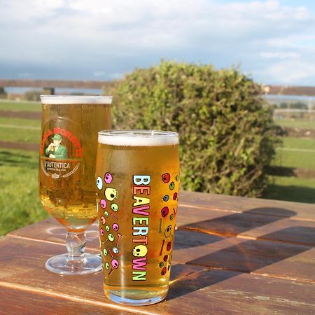 The Chequers Inn Rookley Esterno foto