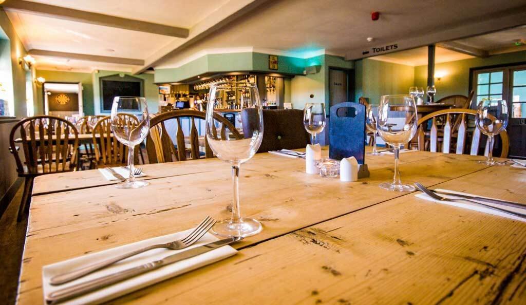 The Chequers Inn Rookley Esterno foto