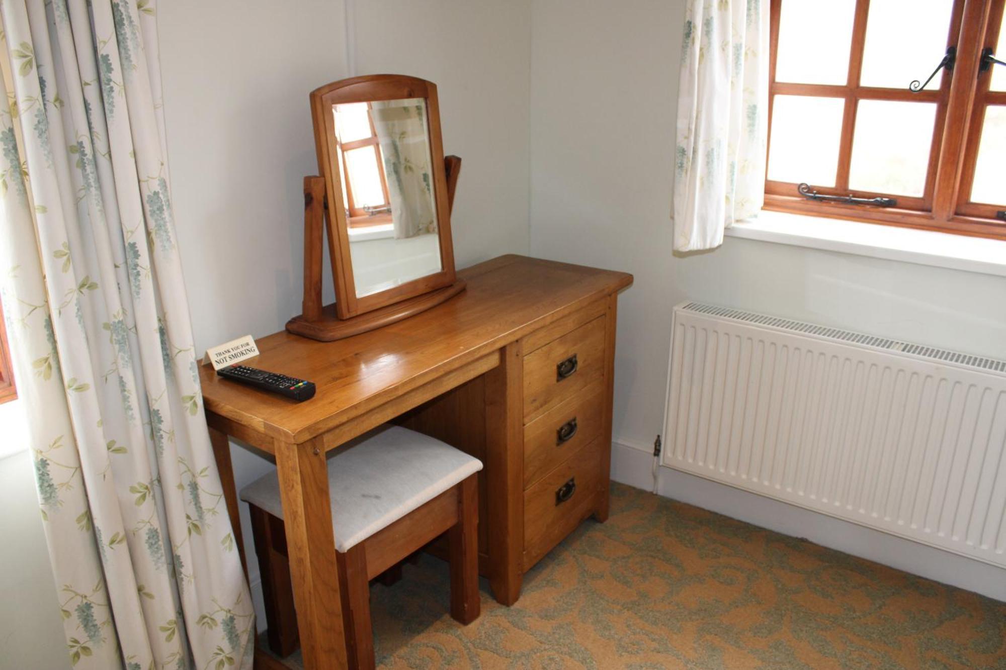 The Chequers Inn Rookley Esterno foto